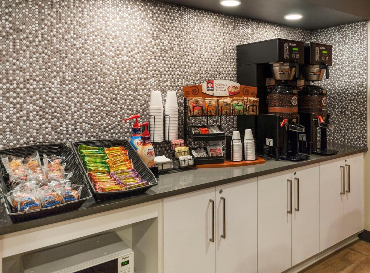 Extended Stay America Premier Suites - Miami - Airport - Doral - 25Th Street Sweetwater Eksteriør bilde
