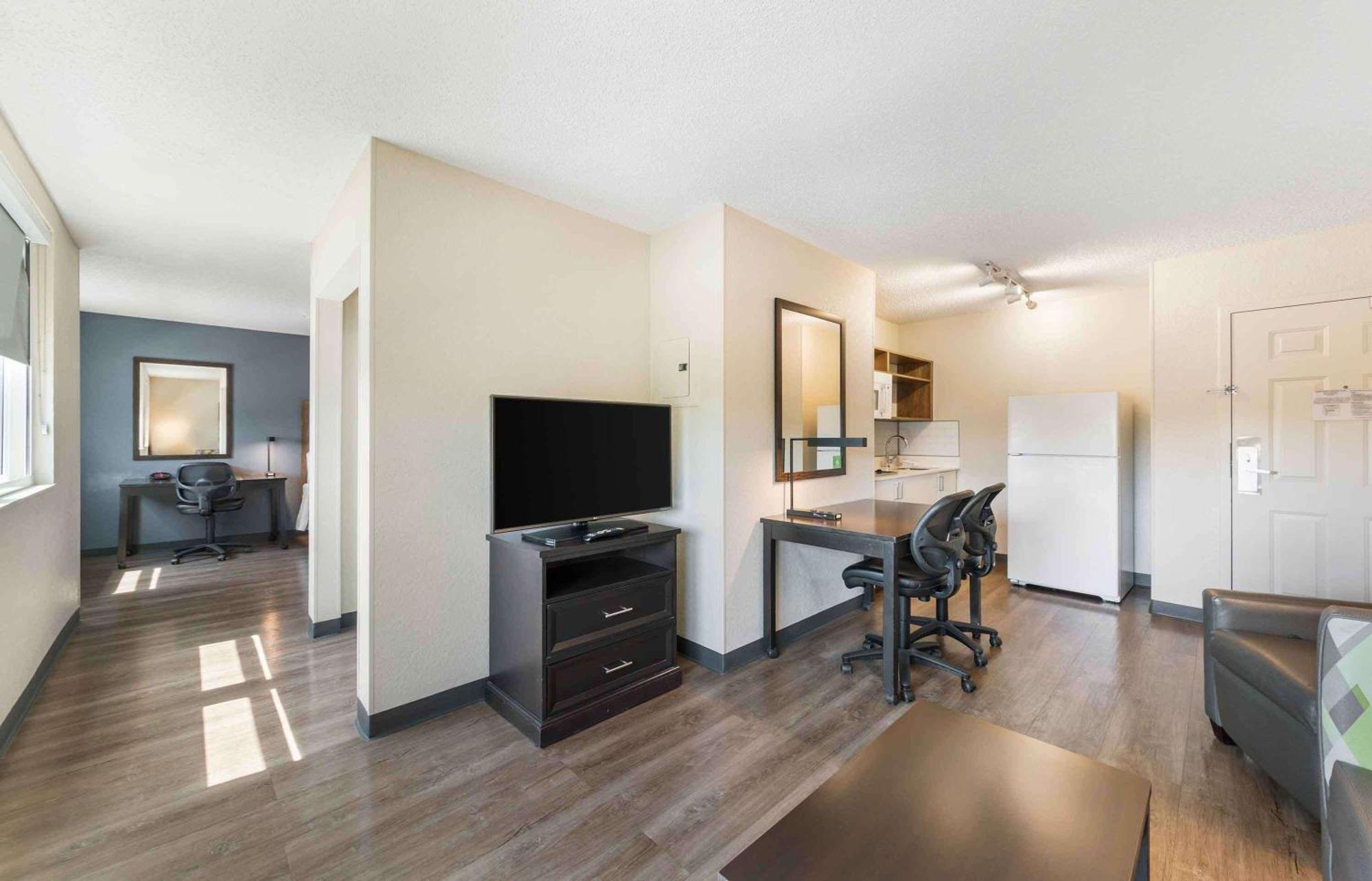 Extended Stay America Premier Suites - Miami - Airport - Doral - 25Th Street Sweetwater Eksteriør bilde