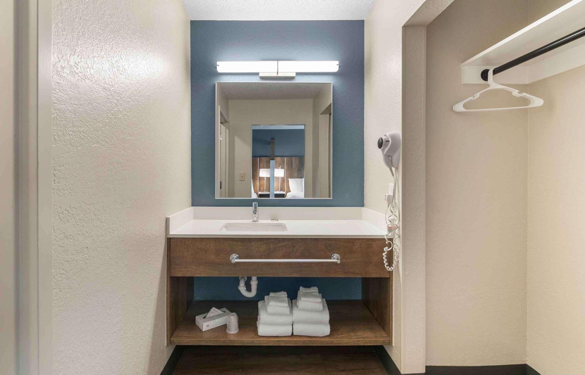 Extended Stay America Premier Suites - Miami - Airport - Doral - 25Th Street Sweetwater Eksteriør bilde